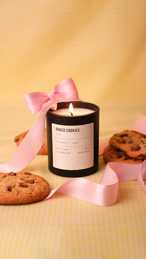 Baked Cookies Candle