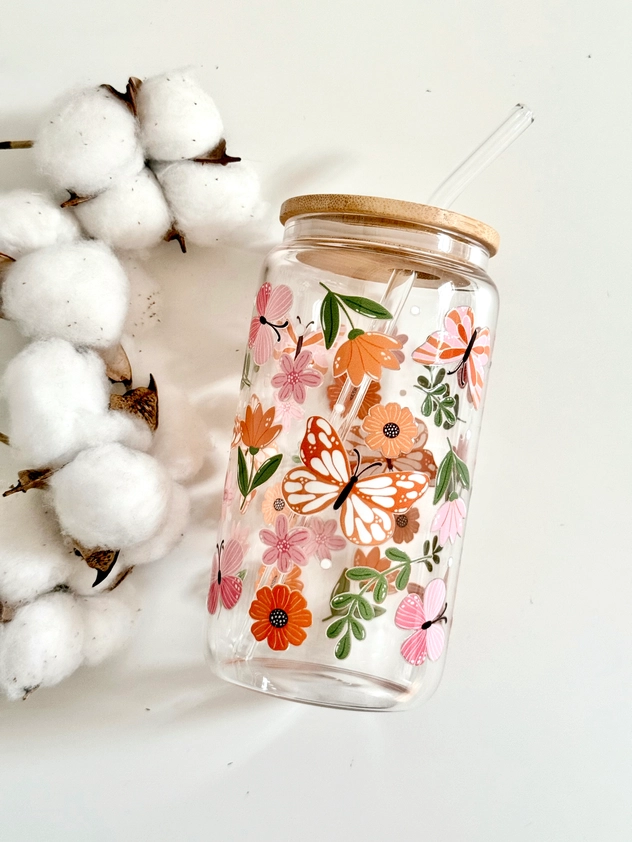 Butterfly garden glass tumbler with double print, lid and straw